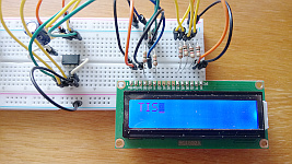 A 1602 LCD connected to ATTiny45 - Tóthpál István - www.tothpal.eu